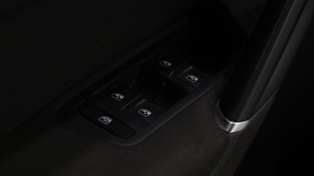 Volkswagen Golf Comfortline 2019 d&rsquo;occasion à vendre - 9