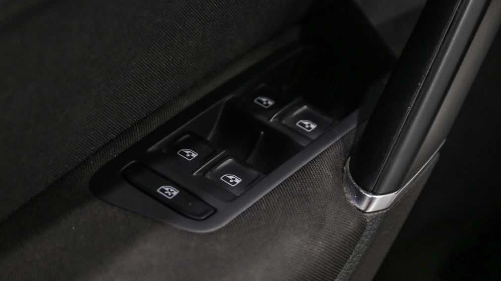 Volkswagen Golf Comfortline 2019 d&rsquo;occasion à vendre - 9