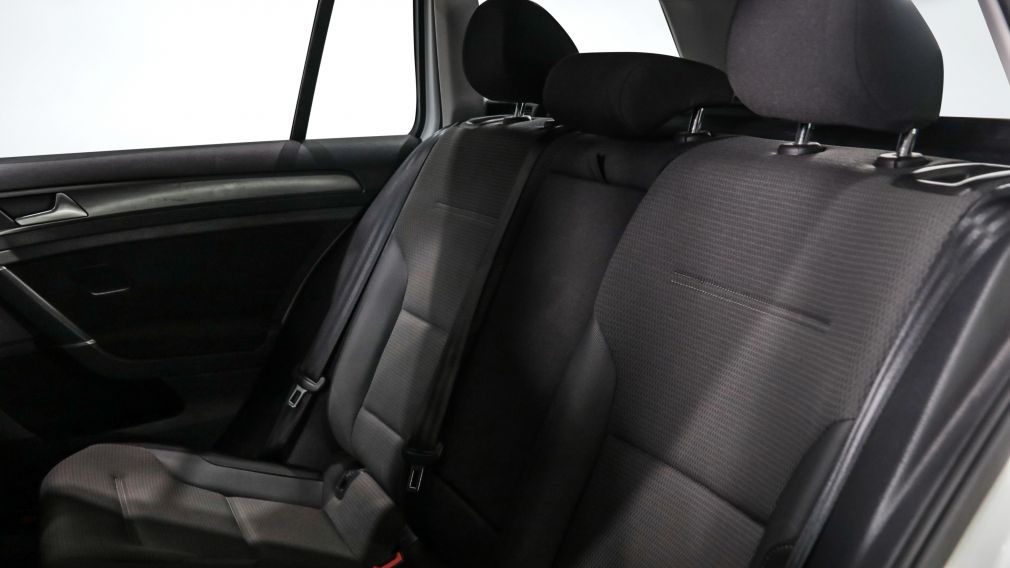 Volkswagen Golf Comfortline 2019 d&rsquo;occasion à vendre - 17