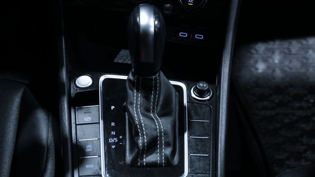 Volkswagen Jetta Highline 2021 d&rsquo;occasion à vendre - 16