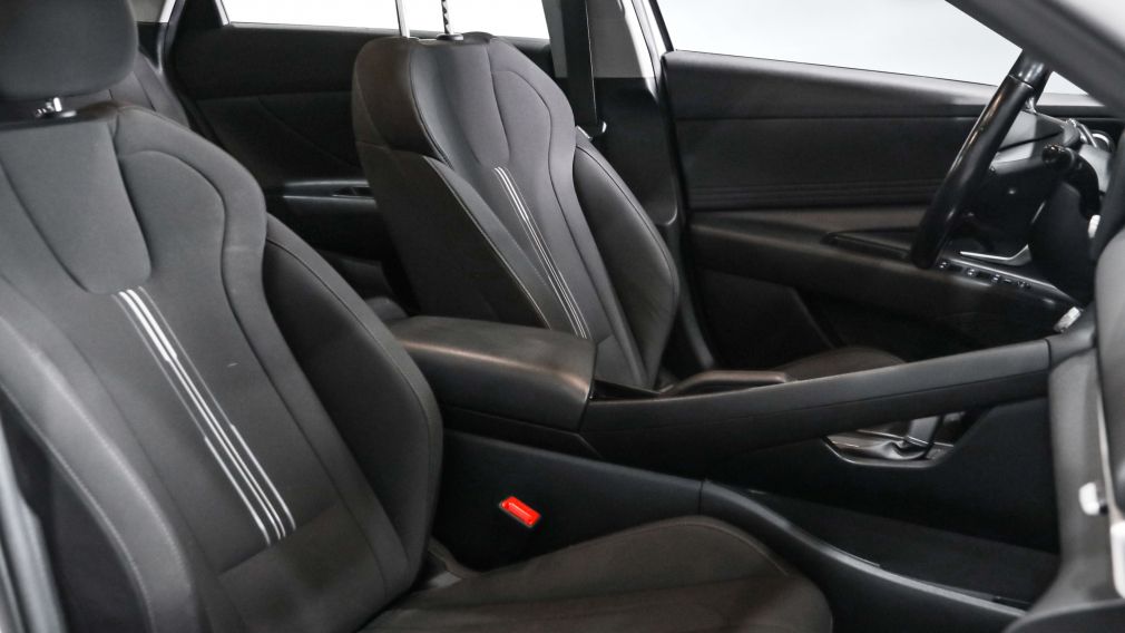 Hyundai Elantra Preferred 2022 d&rsquo;occasion à vendre - 24