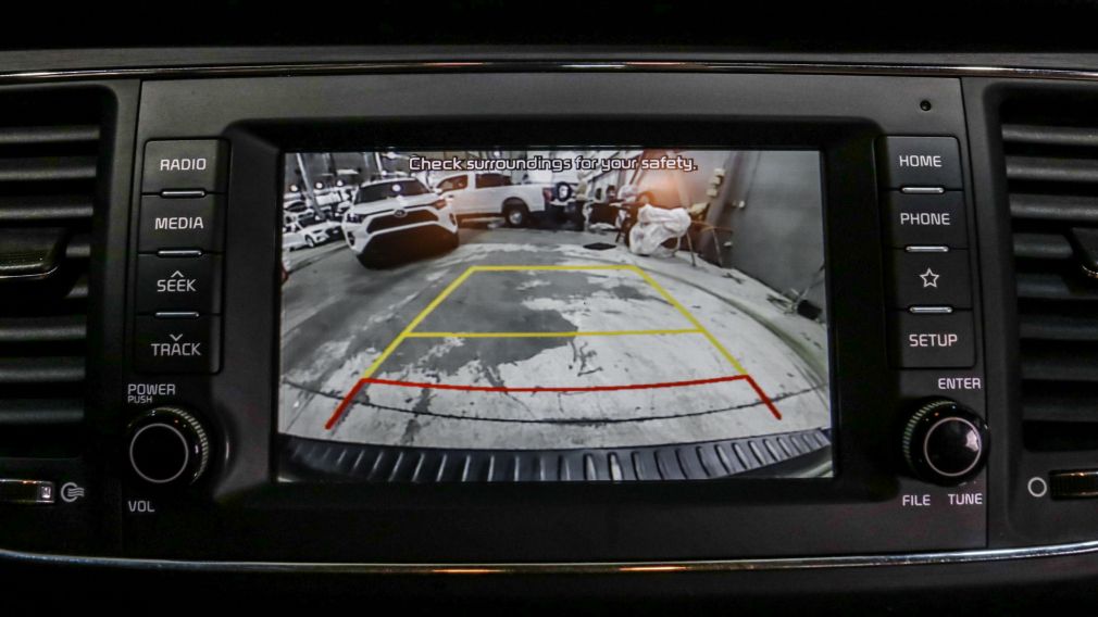 Kia Sedona LX 2020 d&rsquo;occasion à vendre - 14