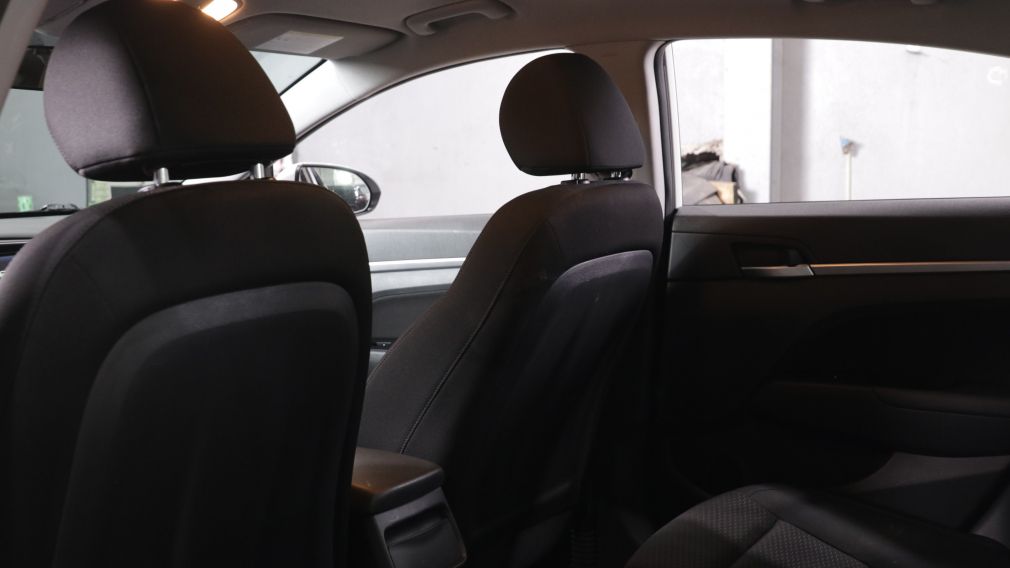 Hyundai Elantra Preferred 2019 d&rsquo;occasion à vendre - 18