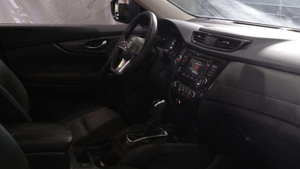 Nissan Rogue SV 2019 d&rsquo;occasion à vendre - 24