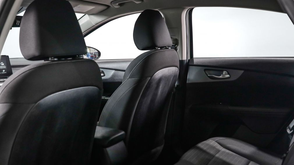 Kia Forte LX 2021 d&rsquo;occasion à vendre - 17