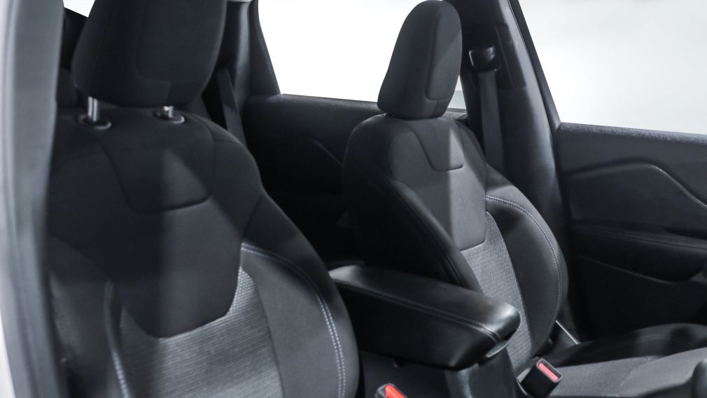 Jeep Cherokee Sport 2022 d&rsquo;occasion à vendre - 21