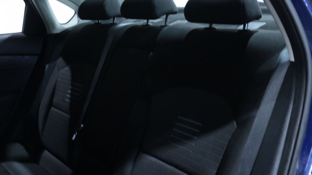 Kia Forte EX 2019 d&rsquo;occasion à vendre - 18