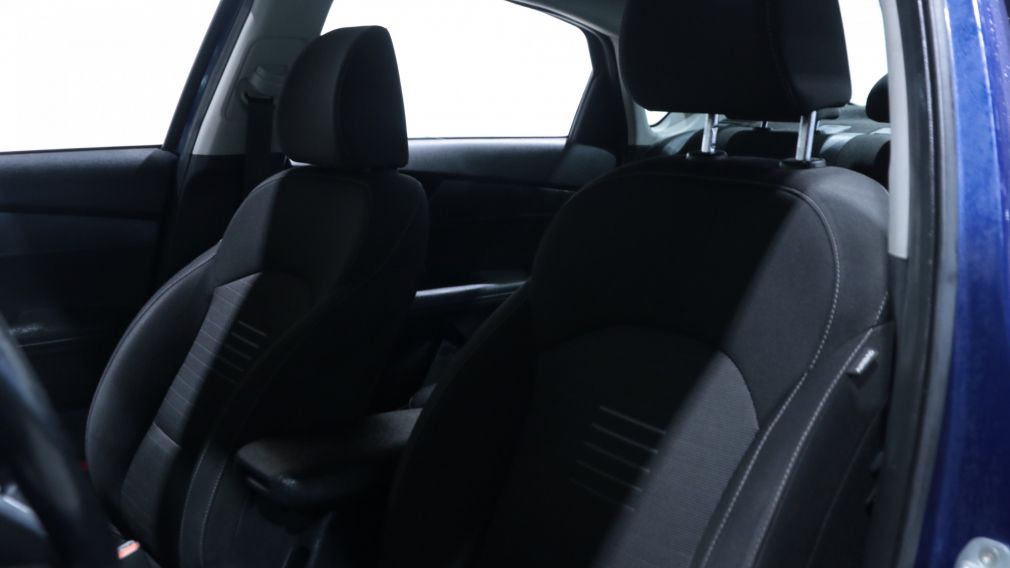 Kia Forte EX 2019 d&rsquo;occasion à vendre - 11