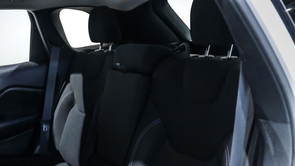 Jeep Cherokee Sport 2021 d&rsquo;occasion à vendre - 18