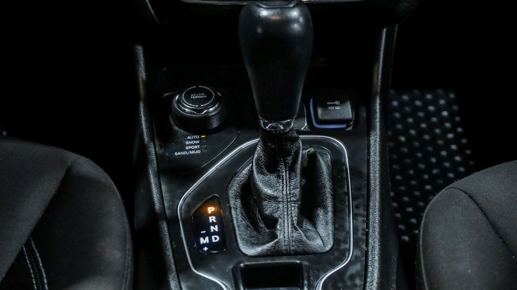 Jeep Cherokee Sport 2021 à vendre à Trois-Rivières - 16