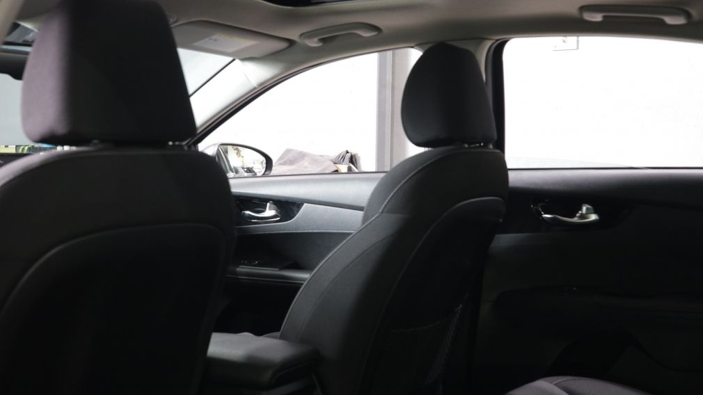 Kia Forte EX 2022 d&rsquo;occasion à vendre - 18