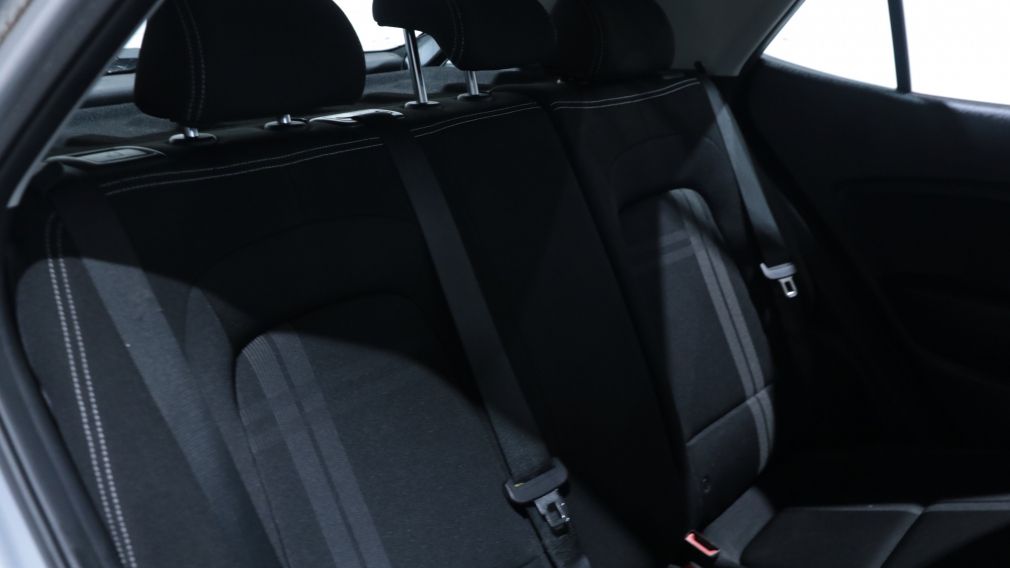 Hyundai Venue Preferred 2021 d&rsquo;occasion à vendre - 19