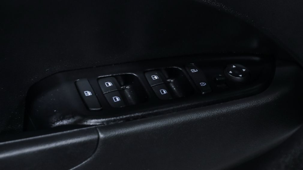 Hyundai Venue Preferred 2021 d&rsquo;occasion à vendre - 11