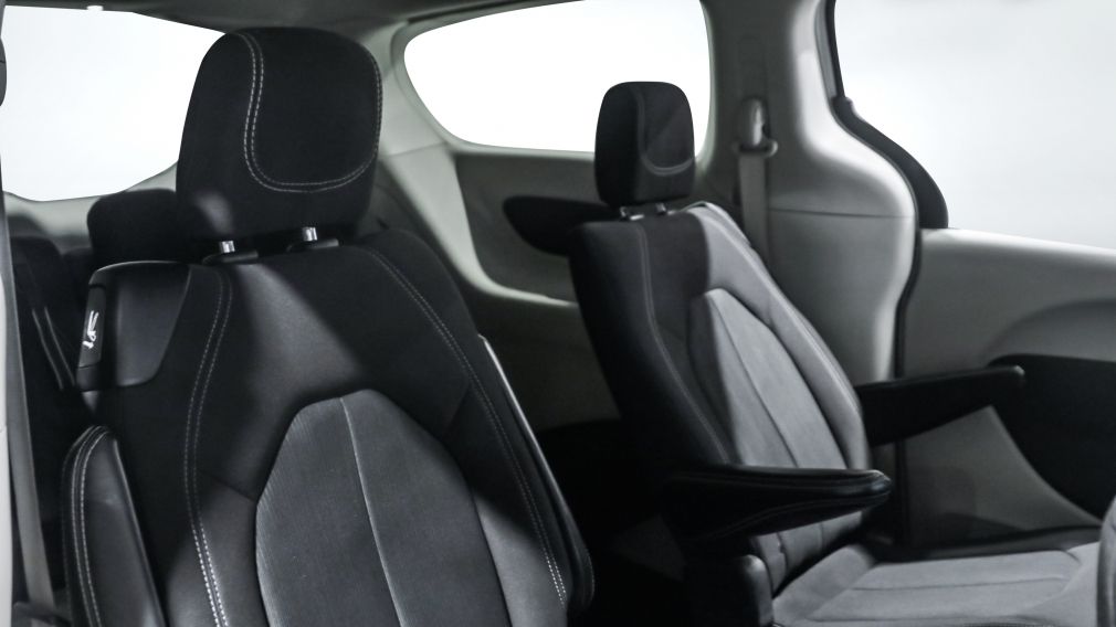 Chrysler Grand Caravan SXT 2021 d&rsquo;occasion à vendre - 20