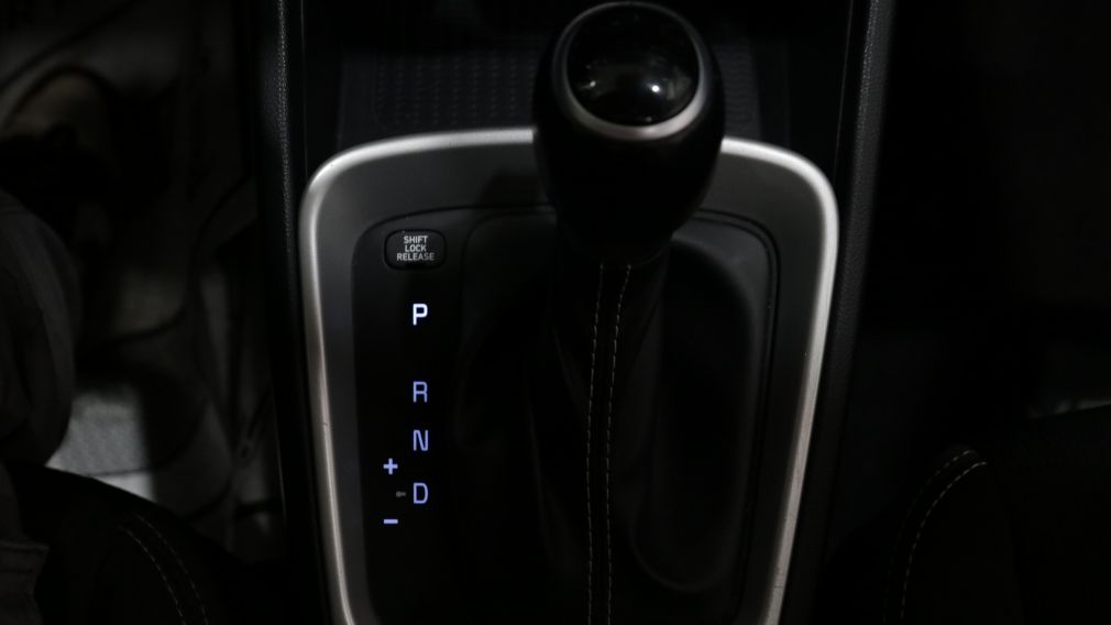 Hyundai Venue Trend 2021 d&rsquo;occasion à vendre - 18