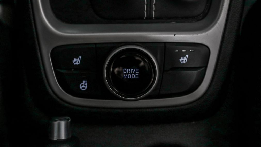 Hyundai Venue Trend 2021 d&rsquo;occasion à vendre - 19