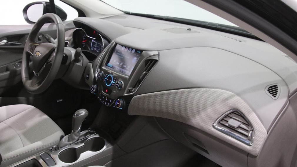 Chevrolet Cruze LT 2018 d&rsquo;occasion à vendre - 24