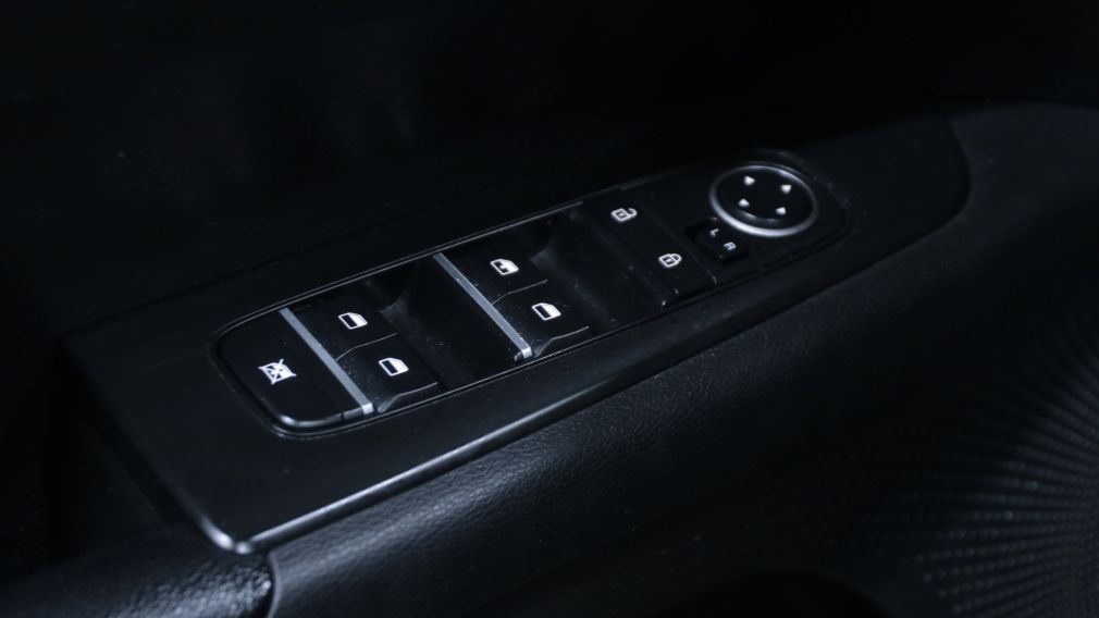 Kia Forte LX 2023 d&rsquo;occasion à vendre - 10