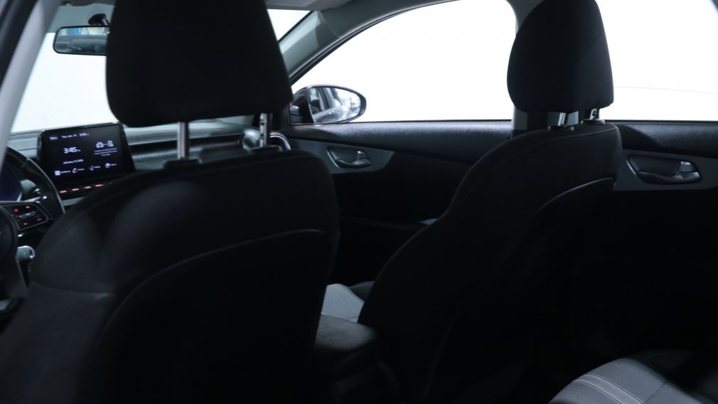 Kia Forte LX 2023 d&rsquo;occasion à vendre - 17