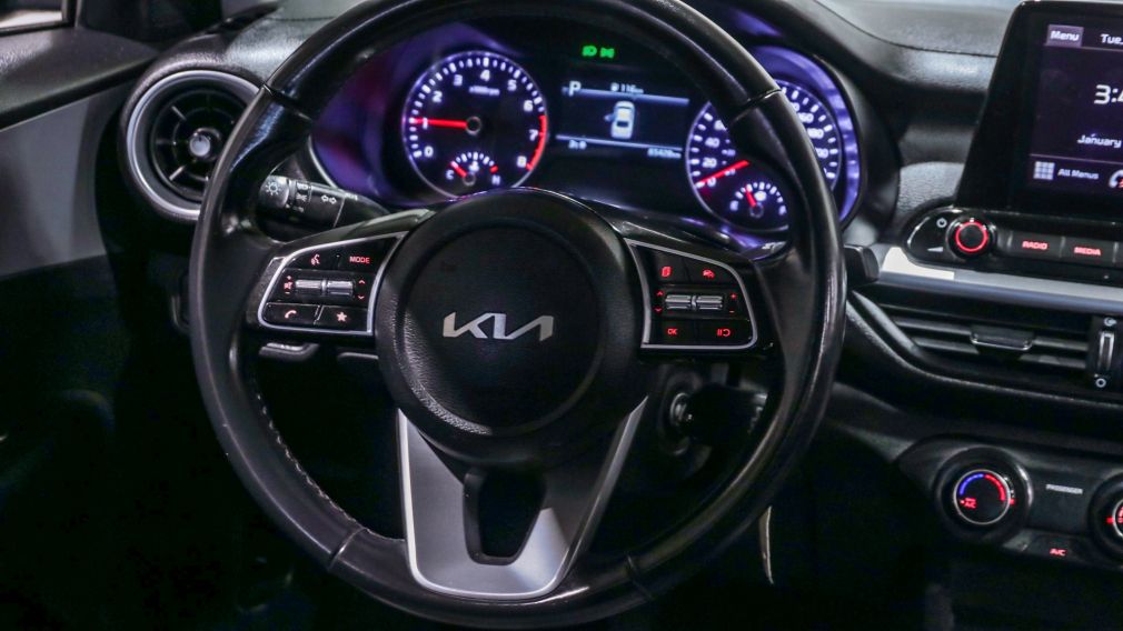 Kia Forte LX 2023 d&rsquo;occasion à vendre - 13