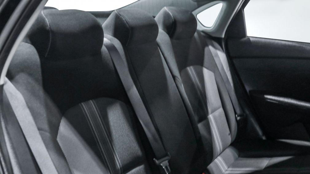 Kia Forte LX 2023 d&rsquo;occasion à vendre - 19