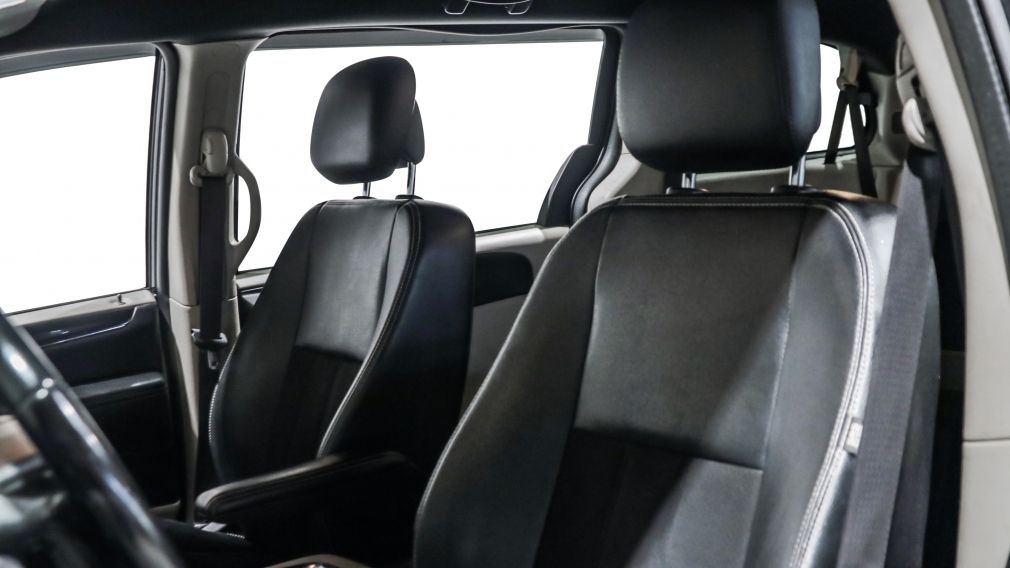 Dodge GR Caravan SXT Premium Plus 2019 d&rsquo;occasion à vendre - 11