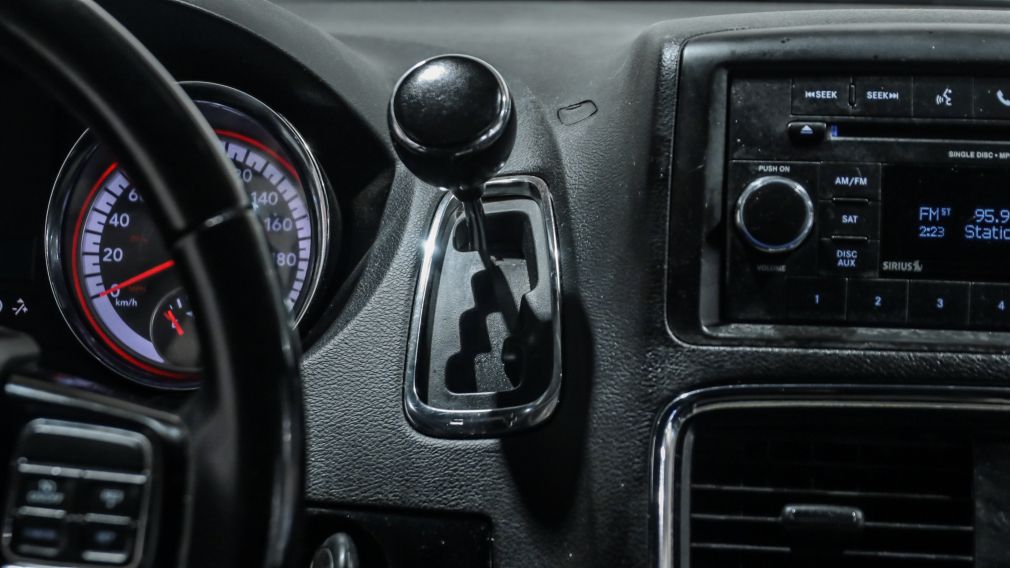 Dodge GR Caravan SXT Premium Plus 2019 d&rsquo;occasion à vendre - 17