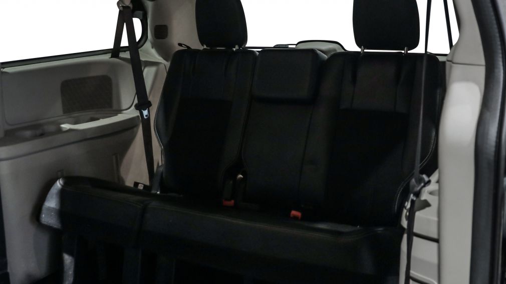 Dodge GR Caravan SXT Premium Plus 2019 d&rsquo;occasion à vendre - 19