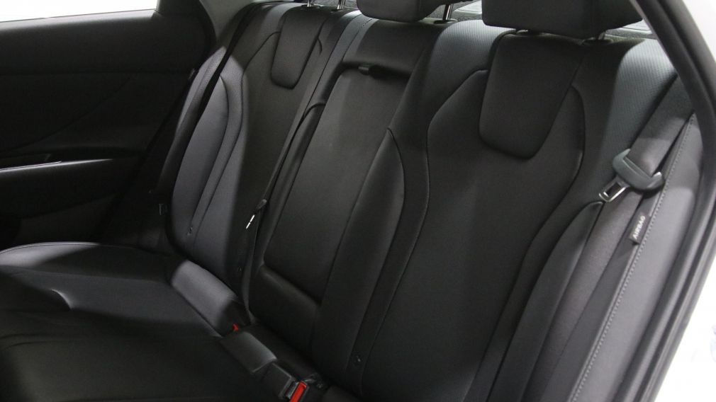 Hyundai Elantra Luxury 2025 d&rsquo;occasion à vendre - 21