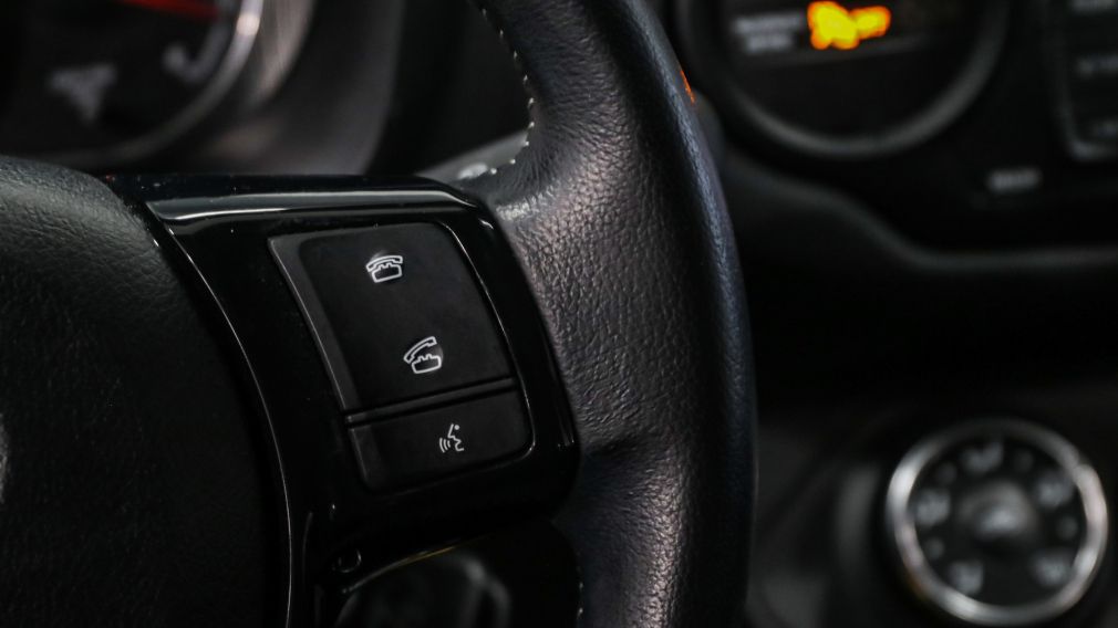 Toyota Yaris SE 2018 d&rsquo;occasion à vendre - 17