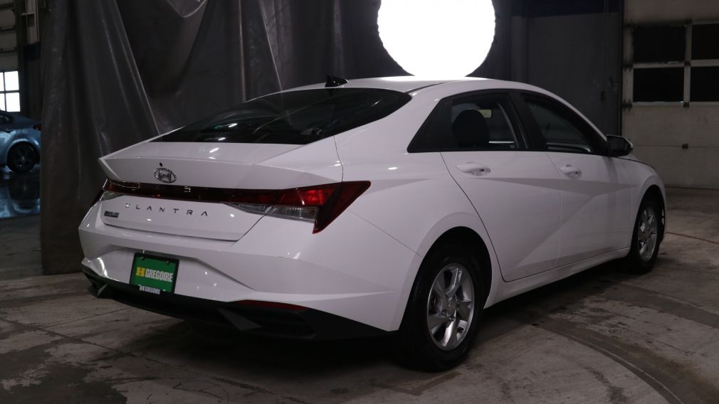 Hyundai Elantra Essential 2023 d&rsquo;occasion à vendre - 6