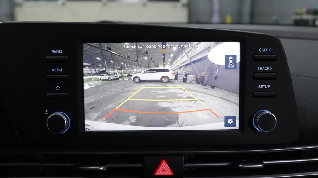 Hyundai Elantra Essential 2023 d&rsquo;occasion à vendre - 13