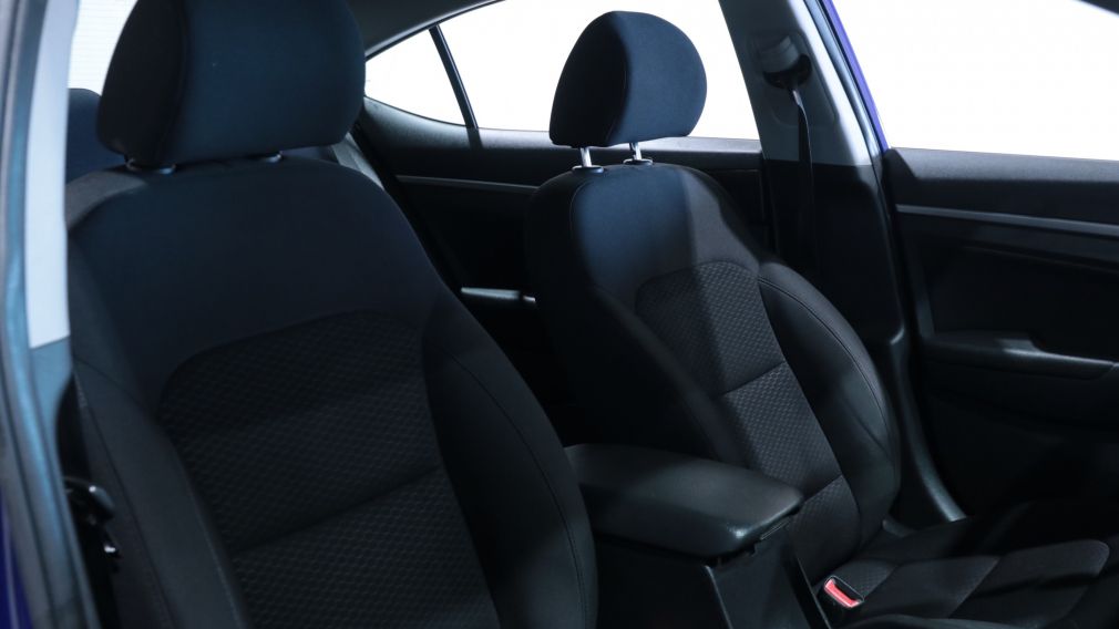 Hyundai Elantra Preferred 2020 d&rsquo;occasion à vendre - 21