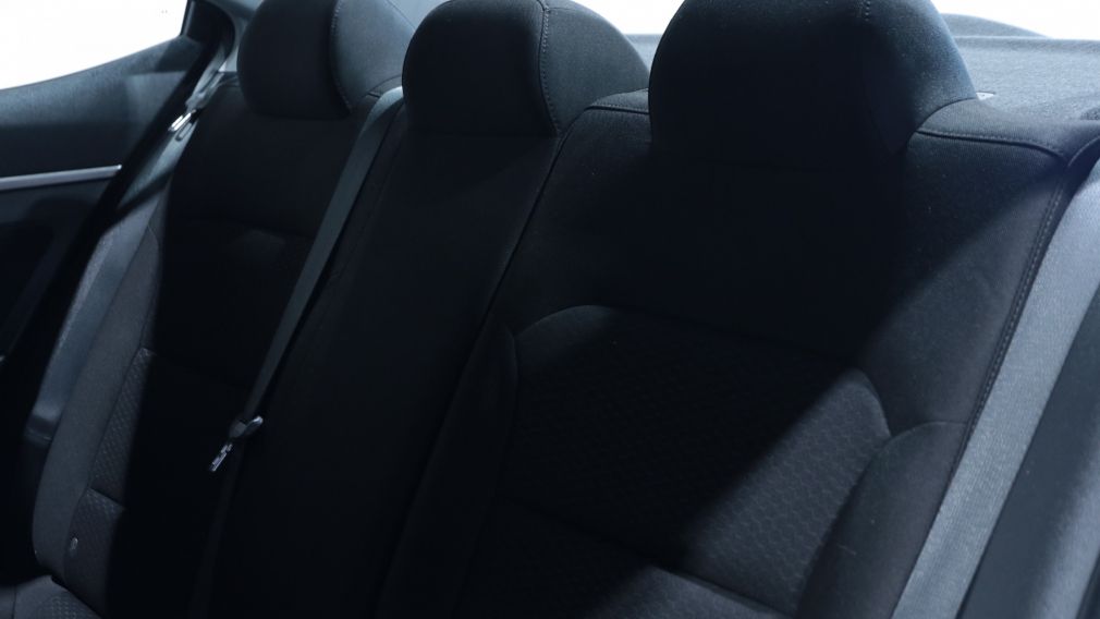 Hyundai Elantra Preferred 2020 d&rsquo;occasion à vendre - 18