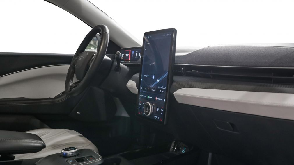 Ford Mustang Mach-E Premium 2021 d&rsquo;occasion à vendre - 22