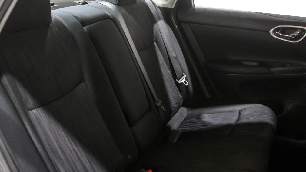 Nissan Sentra S 2019 d&rsquo;occasion à vendre - 21