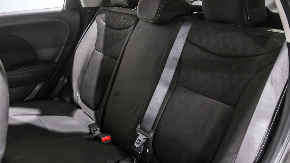 Kia Soul LX 2018 d&rsquo;occasion à vendre - 21
