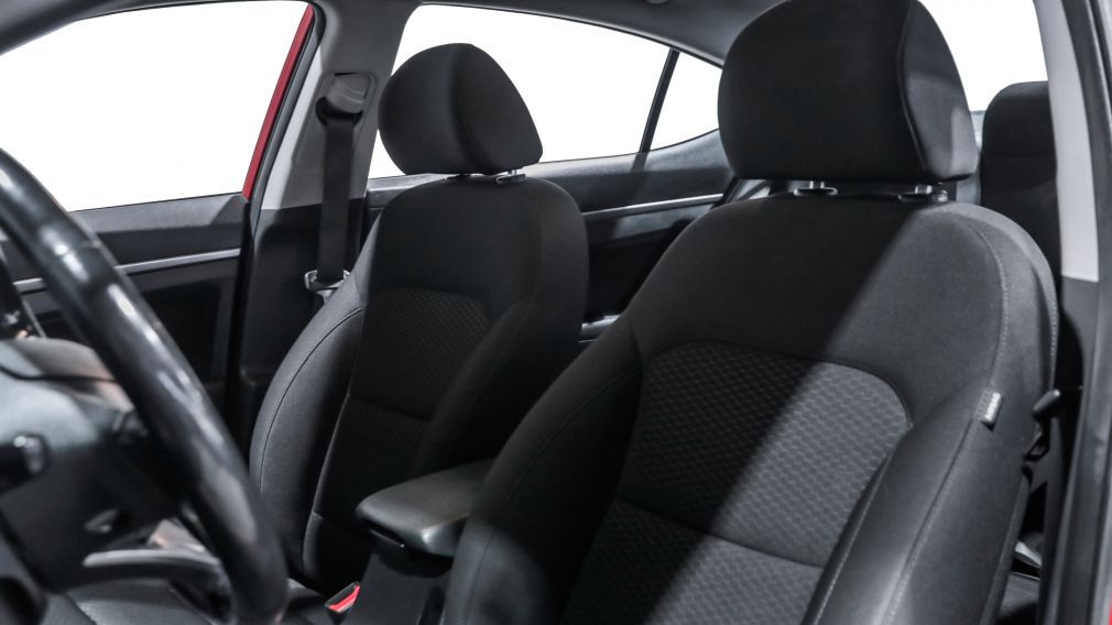 Hyundai Elantra Preferred w/Sun & Safety Package 2020 d&rsquo;occasion à vendre - 11