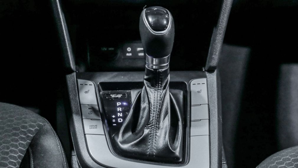 Hyundai Elantra Preferred w/Sun & Safety Package 2020 d&rsquo;occasion à vendre - 15
