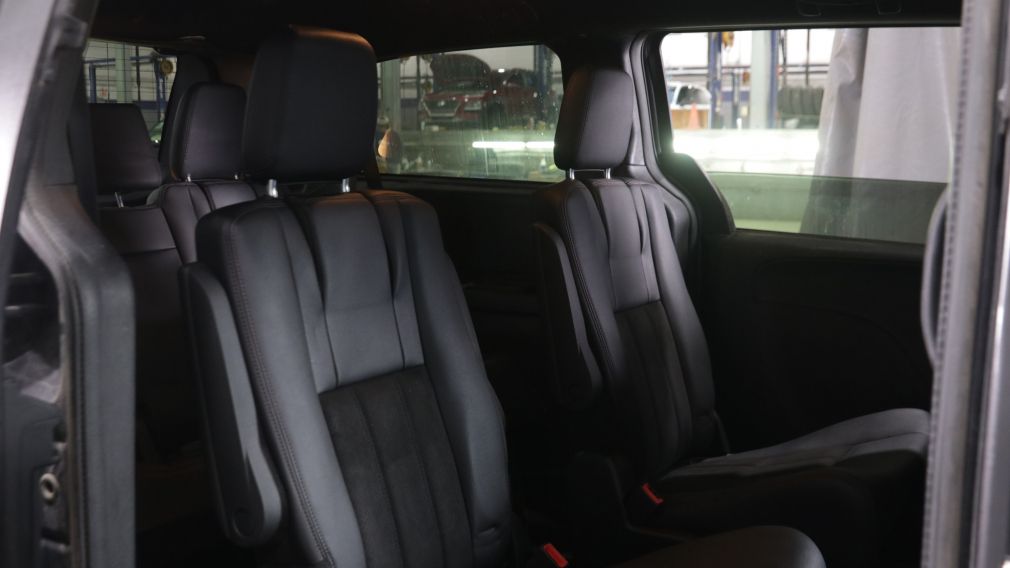 Dodge GR Caravan 35th Anniversary 2019 d&rsquo;occasion à vendre - 23