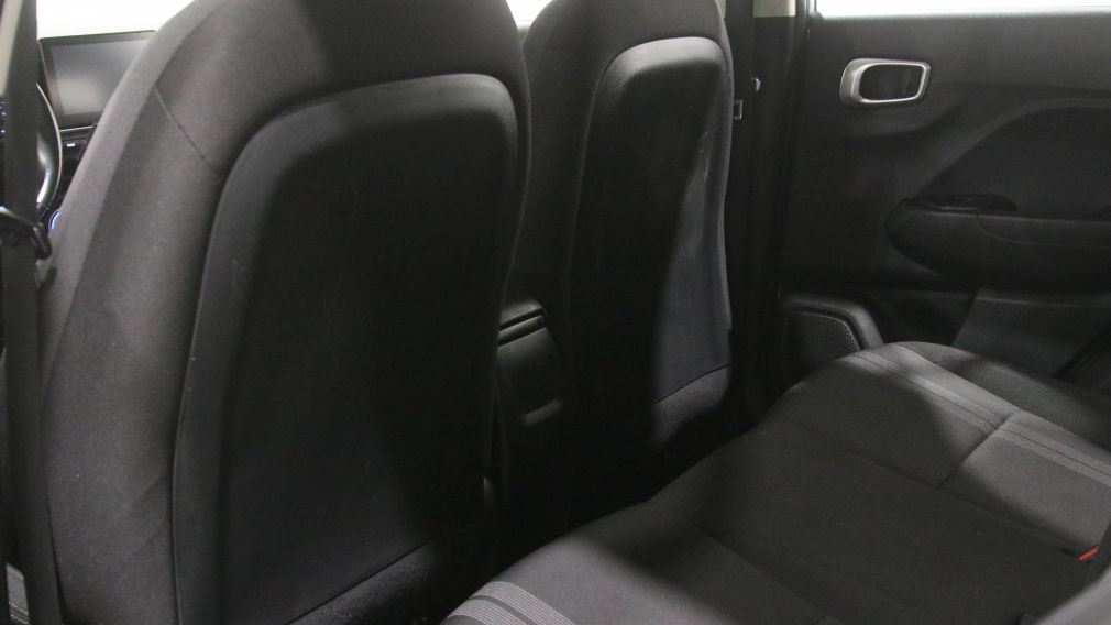 Hyundai Venue Preferred 2020 d&rsquo;occasion à vendre - 18