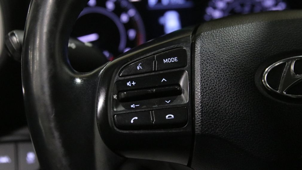 Hyundai Venue Preferred 2020 d&rsquo;occasion à vendre - 12