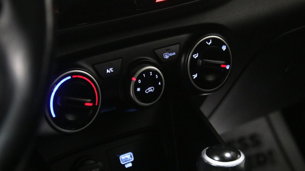 Hyundai Venue Preferred 2020 d&rsquo;occasion à vendre - 16