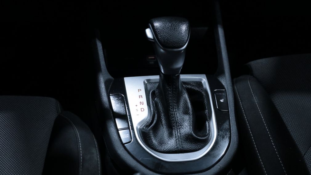 Kia Forte LX 2023 d&rsquo;occasion à vendre - 16