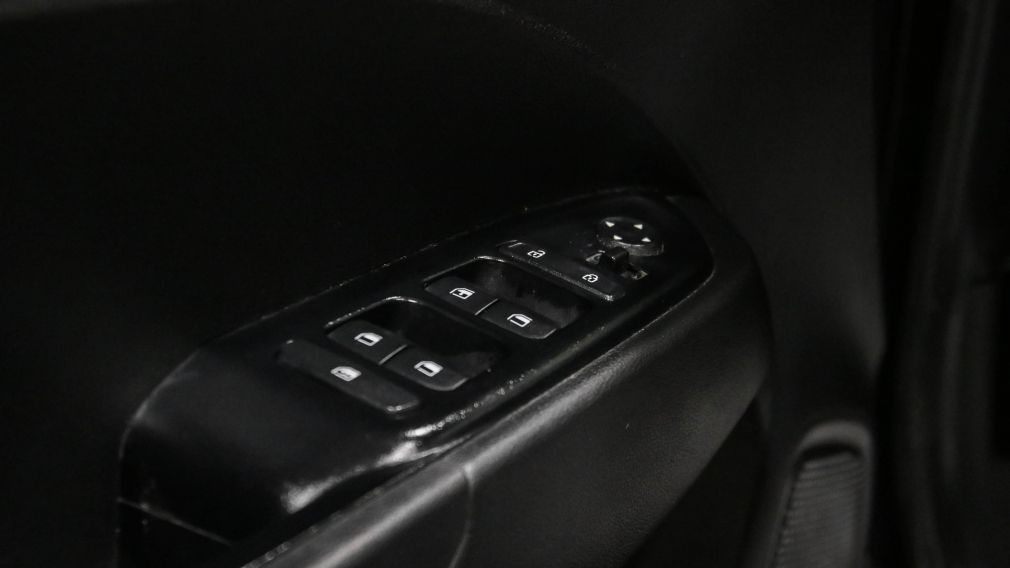 Hyundai Venue Preferred 2021 d&rsquo;occasion à vendre - 11