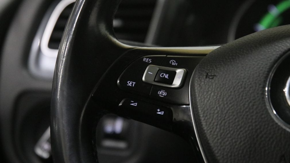 Volkswagen e-Golf Comfortline 2019 d&rsquo;occasion à vendre - 17