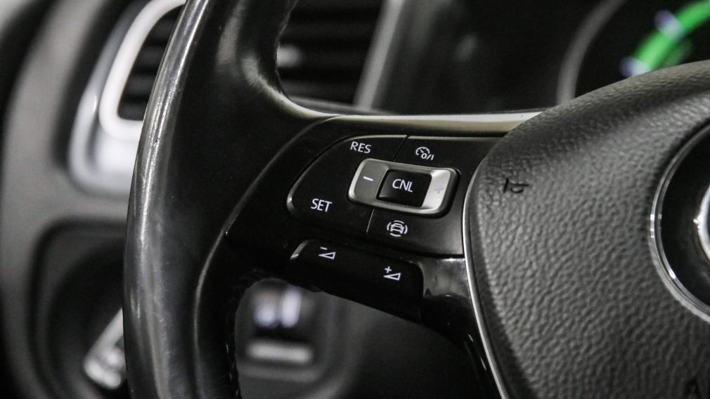 Volkswagen e-Golf Comfortline 2019 d&rsquo;occasion à vendre - 17