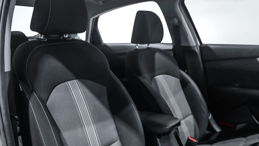 Kia Forte LX 2023 d&rsquo;occasion à vendre - 21