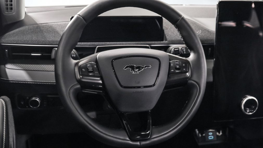Ford Mustang Mach-E Premium 2021 d&rsquo;occasion à vendre - 13