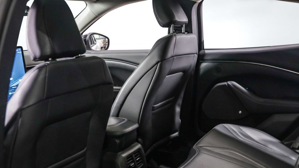 Ford Mustang Mach-E Premium 2021 d&rsquo;occasion à vendre - 21